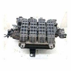 2018 Nissan Altima Upper intake manifold