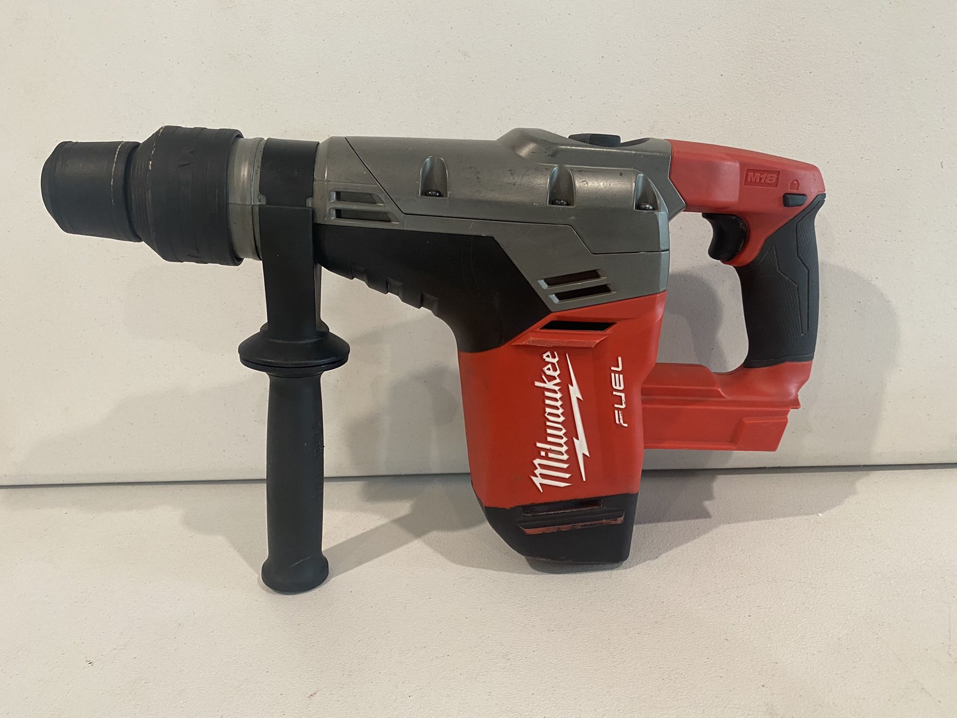 Milwaukee M18 FUEL 18-Volt Lithium-Ion Brushless Cordless 1-9/16 in. SDS-Max Rotary Hammer (Tool-Only)