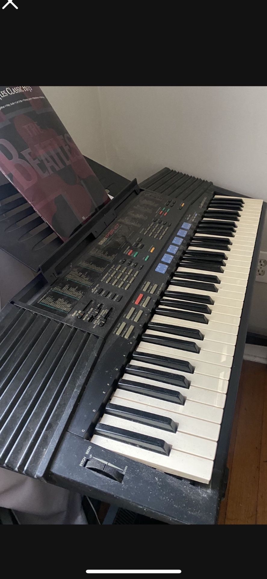 YAMAHA PIANO KEYBOARD