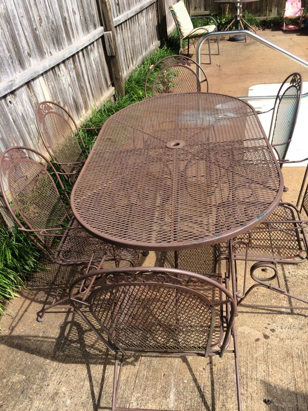Patio Umbrella Table And 6 Chairs Metal Oval Shaped Great Patio Umbrella Table And 6 Chairs Metal Oval Shaped Great Condition For In Bessemer City Nc Offerup