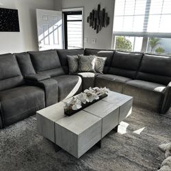 Grey Sectional Recliner 