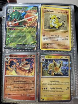 Pokemon binder full with 400 pokemon cards full binder  50$