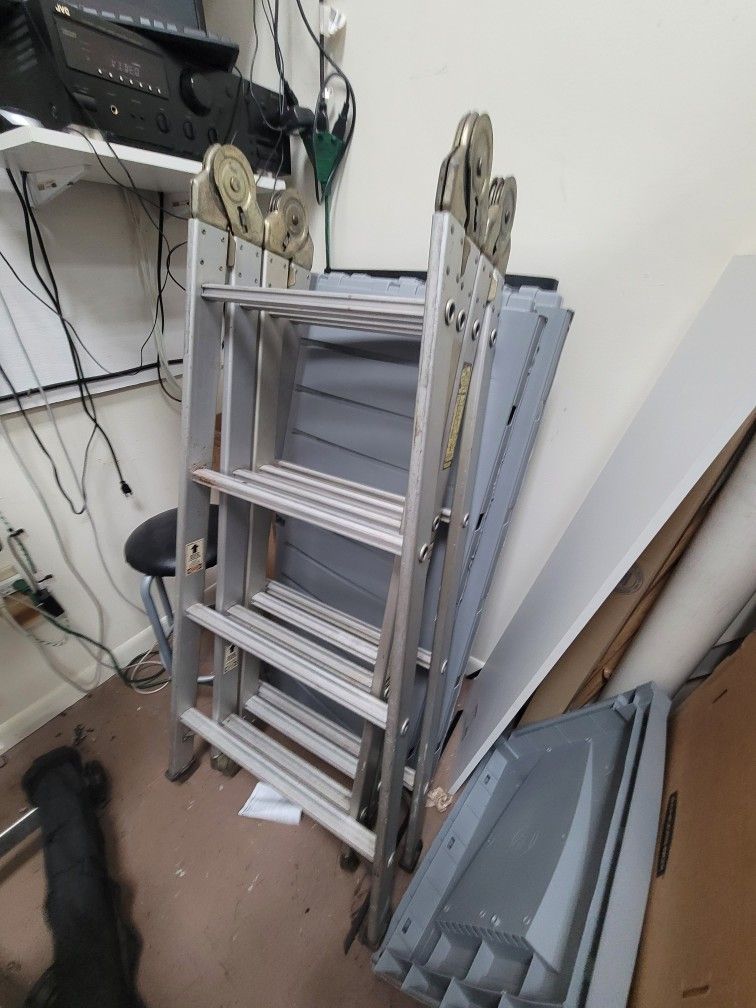 17ft Ladder Folding, Extended, Scaffold