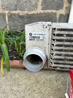 Genuine BMW E60 N54 OEM Factory Intercooler - Clean Shape