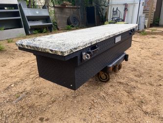 TOOL BOX CAMU ALMOST NEW