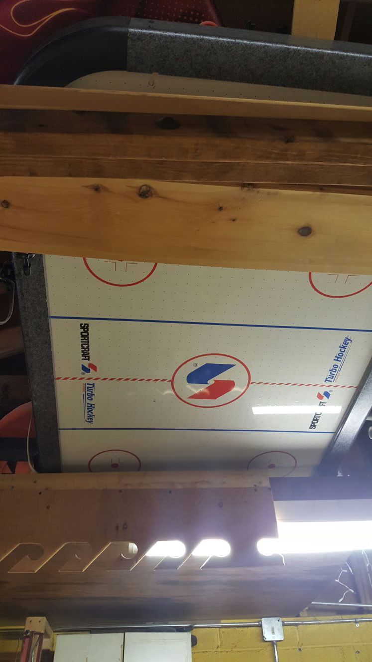 Medium size air hockey table good condition