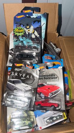 Hot wheels box