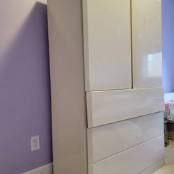 FREE White Cabinet Dresser