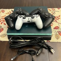 PS4 Combo With 870 Gb