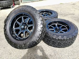 Jeep and GMC wheels LT35x12.50/20" Toyo