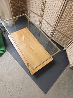 Glass 2 level coffee table