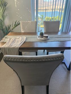 4 Dining chairs
