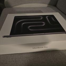 New 2023 MacBook Pro A2918 M3 14" Screen,8gb RAM, 1TB  SSD,A Year Warranty  for  Sale