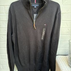 Tommy Hilfiger NWT Black Men’s Half Zip Sweatshirt Size Xl