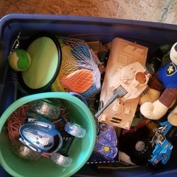 TUBS OF BOYS AND GIRL..TOYS PLEANTY ..OF NEW AND USED.