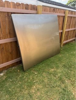 Truck bed cover