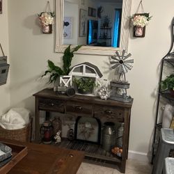 Distressed Farmhouse Console Table. Beautiful.