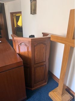 Wood Church Podium / Lectern / Pulpit — Oak Finish