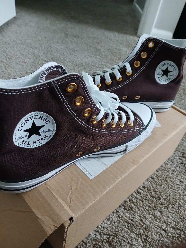 Converse Sneakers 