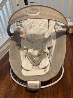 Ingenuity Baby Bouncer with Bunny Theme
