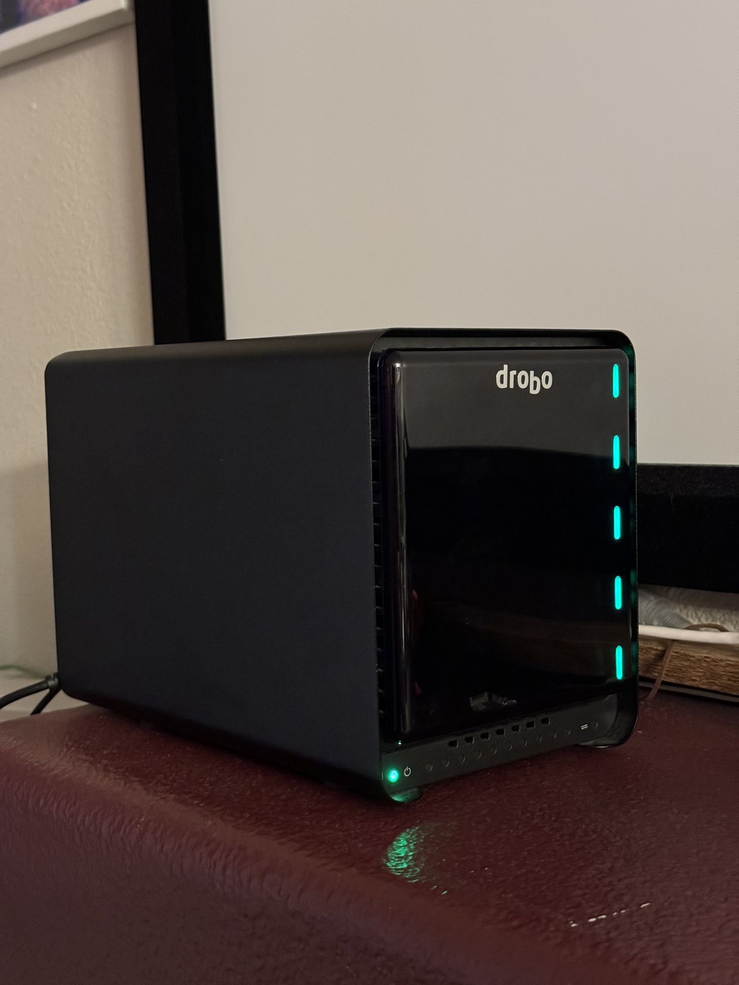 Drobo 5D (fully working) w/ 16TB of drives