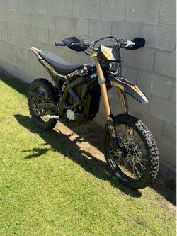 Surron ultra bee