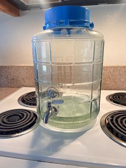 Glass Water Dispenser