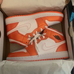 Air Jordan 1 Mid Electro Ornage