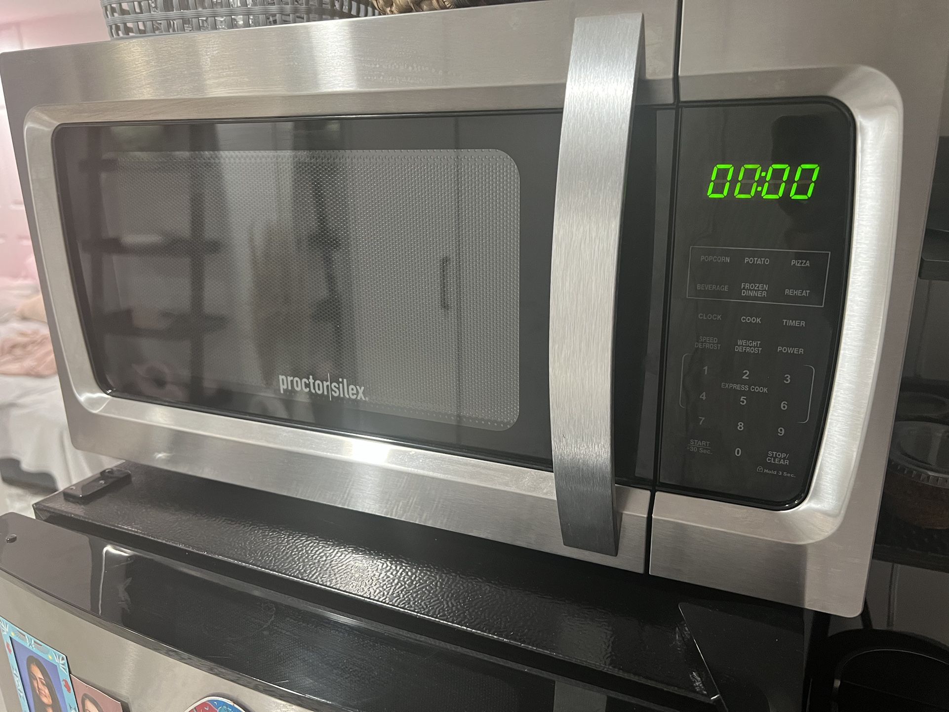 Full size proctor silex microwave