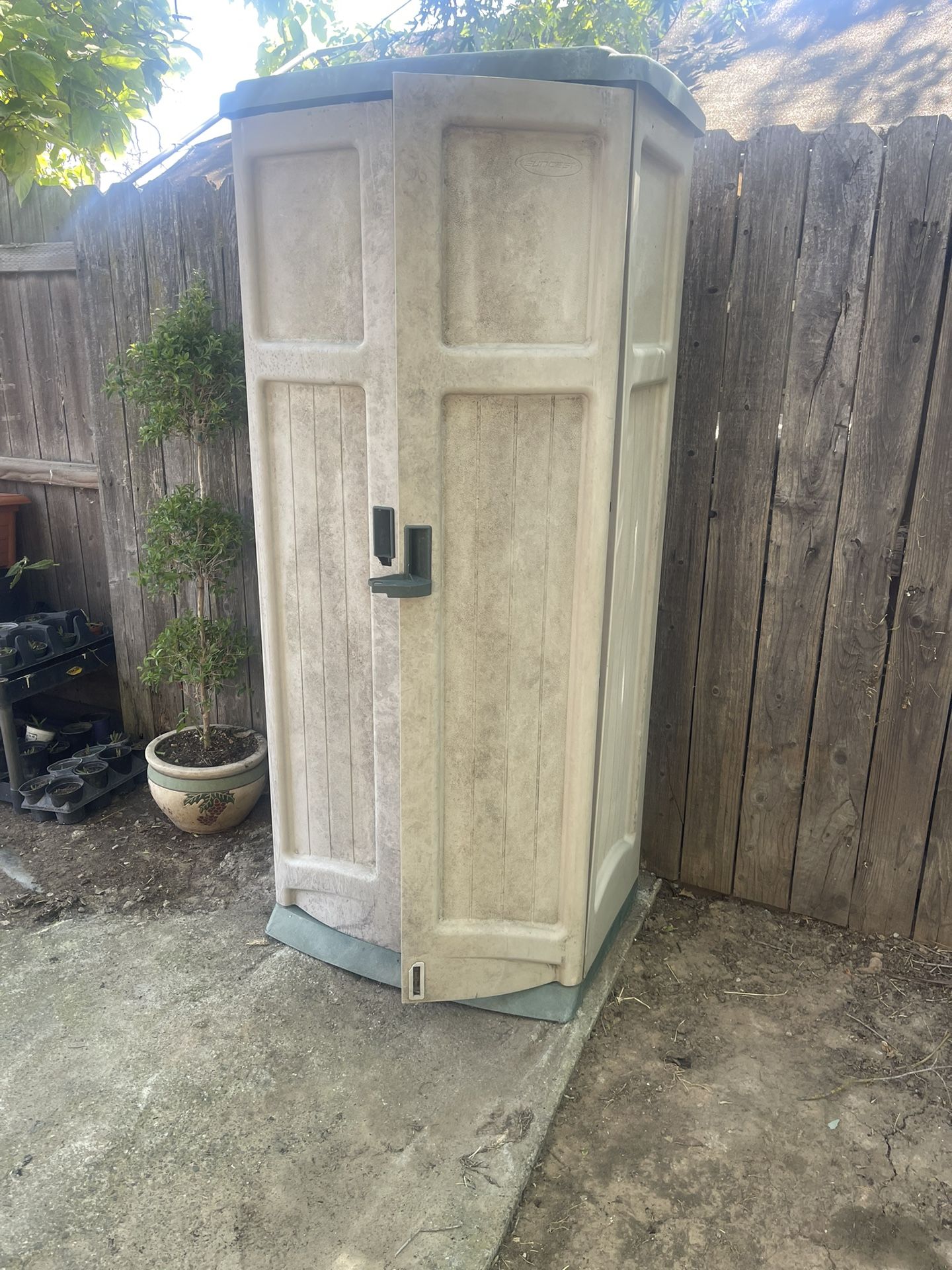 Plastic Storage For House M I Ask $50