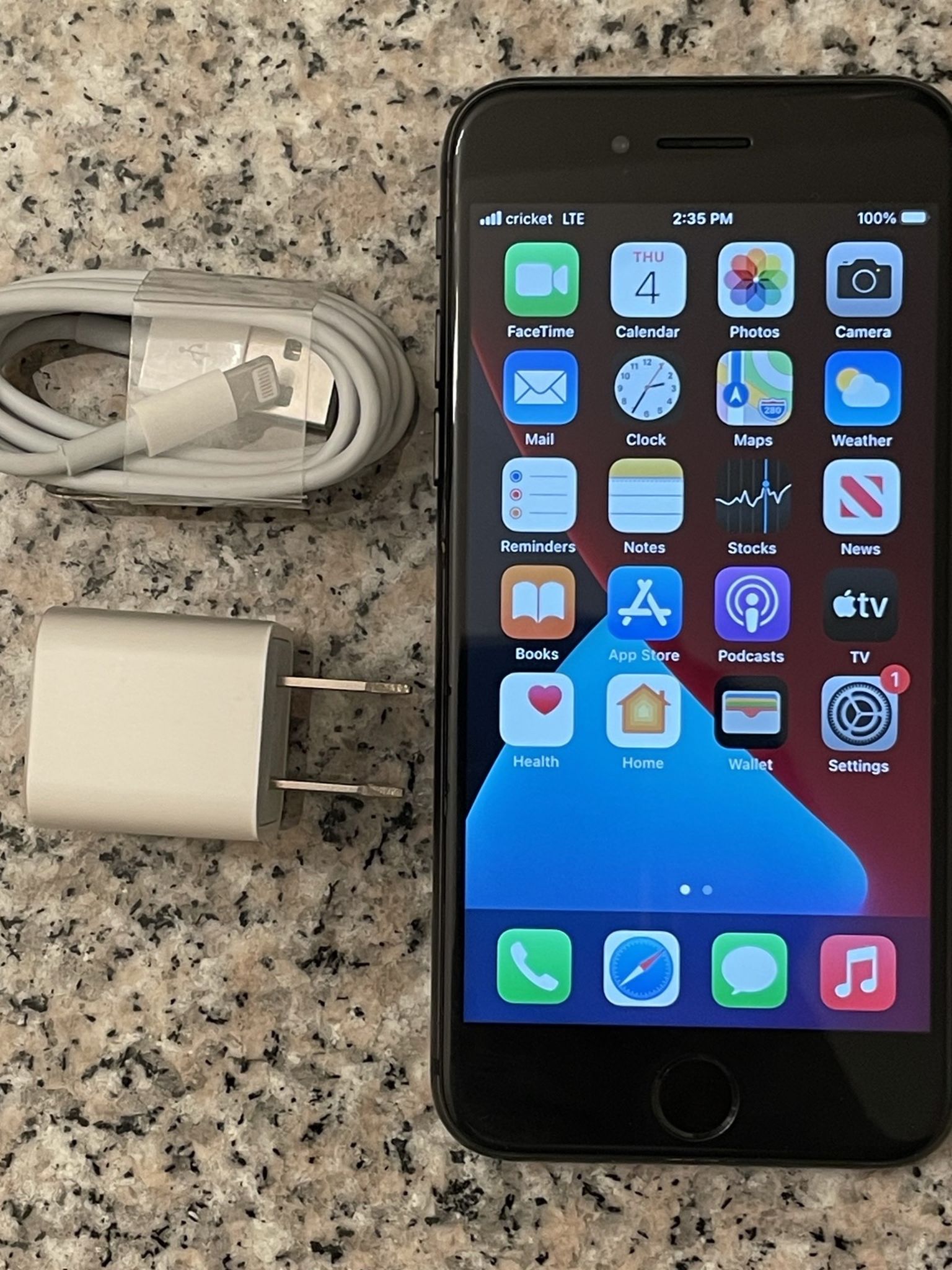 Unlocked iPhone 8 64 GB (T-Mobile, AT&T, etc)
