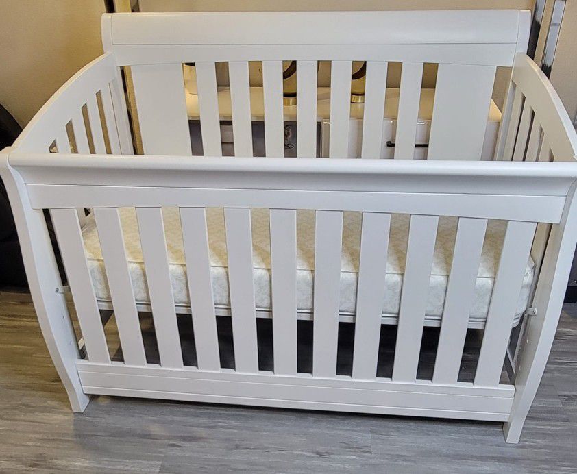 Baby Crib, with , Mattress.🛌🧒👧😊👌
