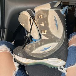 size 8 snow Boots