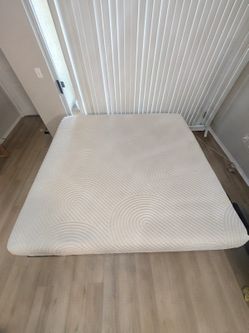 Tempur pedic King Size Foam Mattress