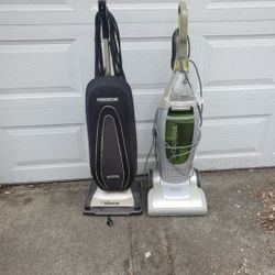 2 Vacuums 