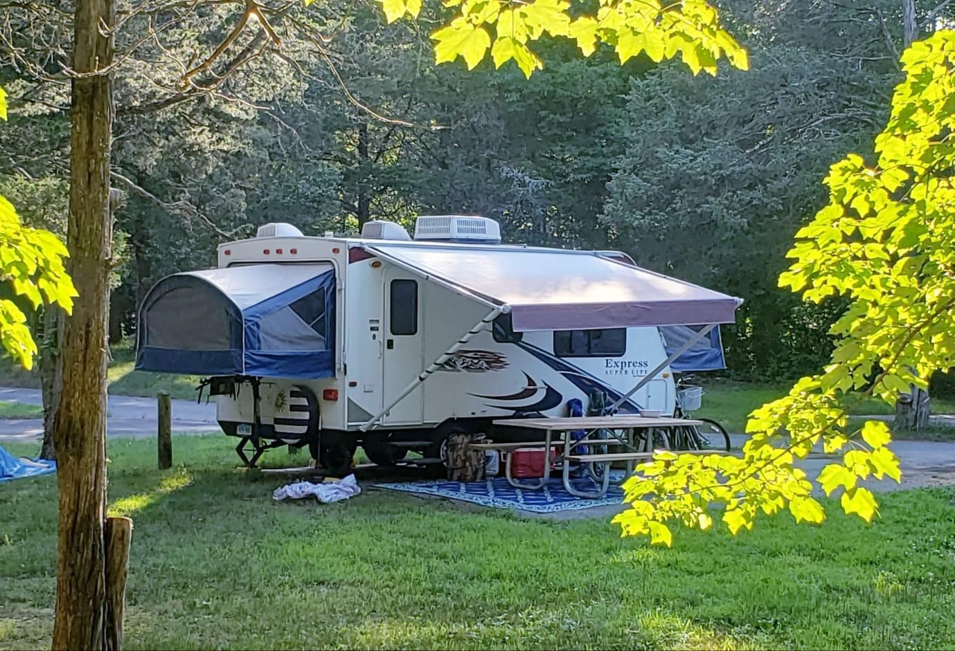 2011 Keystone Passport M190 Ultra Light