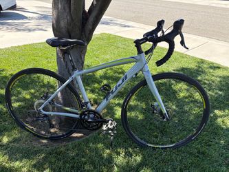 Fuji Finest 1.3 Road Bike