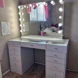 Makeup Vanity