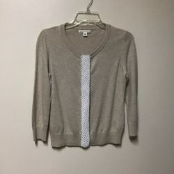 Women’s BANANA  REPUBLIC 100% cotton beige with white beads snap front cardigan sweater… Size small