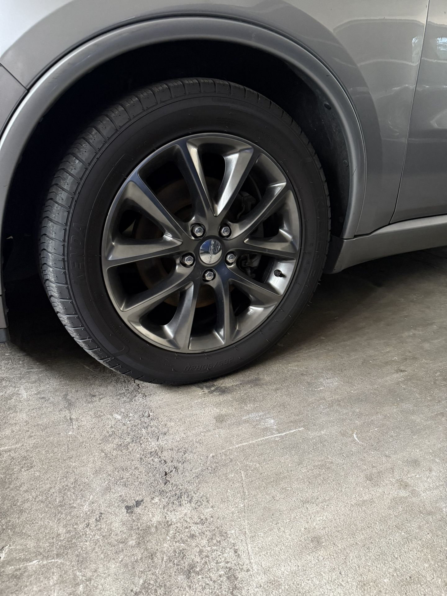 265/50R20