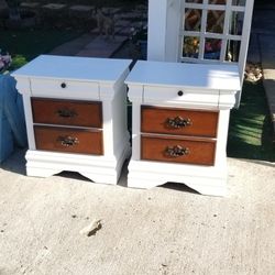 Nightstands Solid Wood Measurements On Picture PICK UP ONLY 