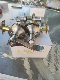 Chapas para puerta con llave son tres