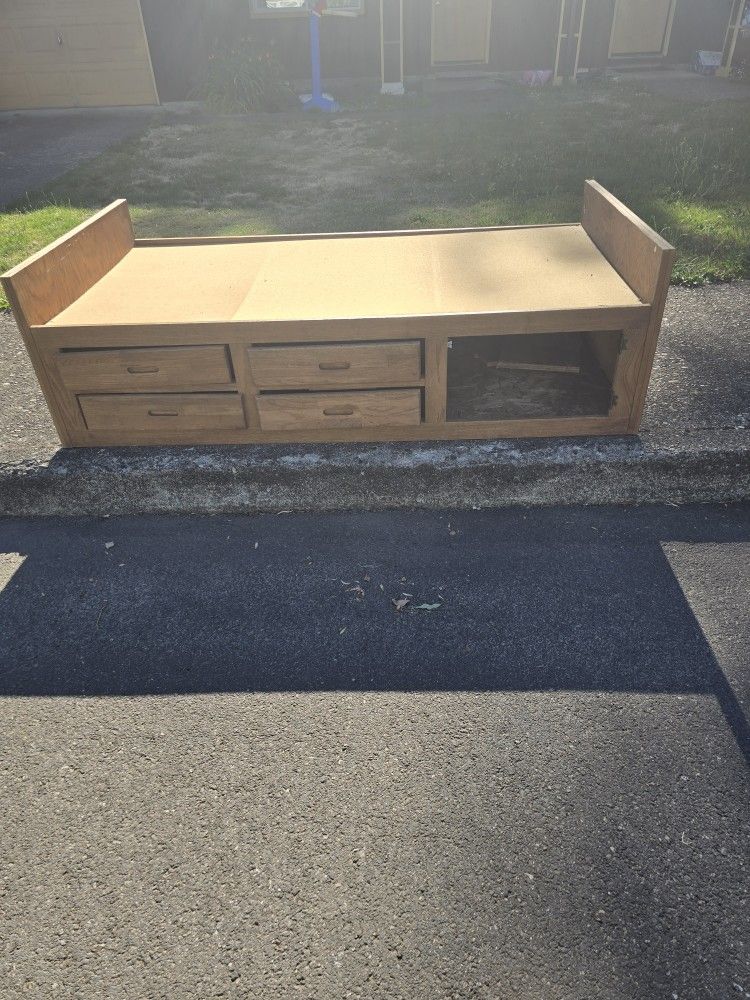 Free Bed Frame/Wood