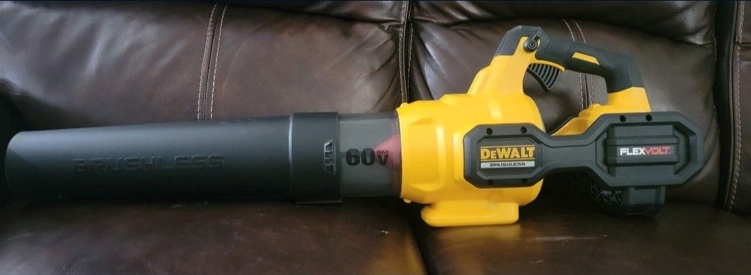dewalt 60v leaf blower