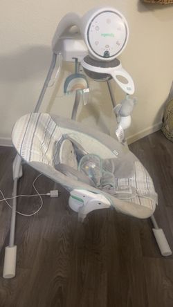 Baby swing