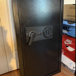 FIREPROOF GUN SAFE