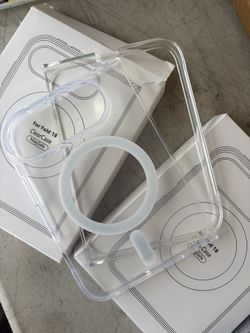 ClearCase MagSafe for Fold 18