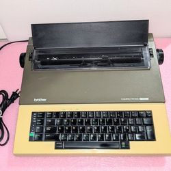 Brother CE-333 Electronic Typewriter 