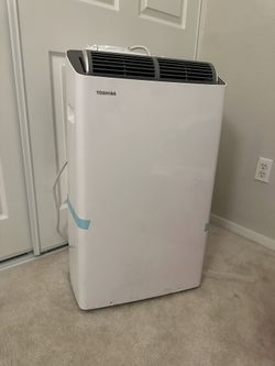 Toshiba Portable Air Conditioner (A/C) With Heater