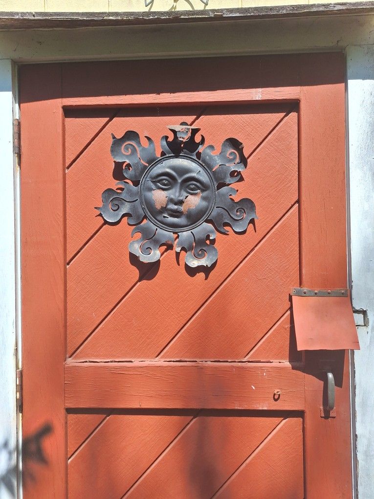Sun house art